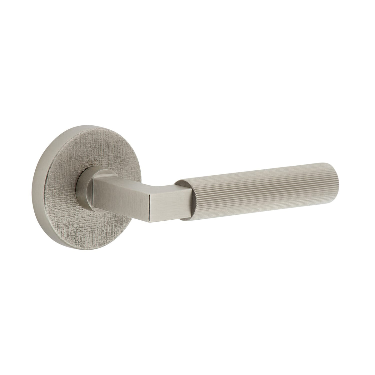 Circolo Linen Rosette with Contempo Fluted Lever in Satin Nickel