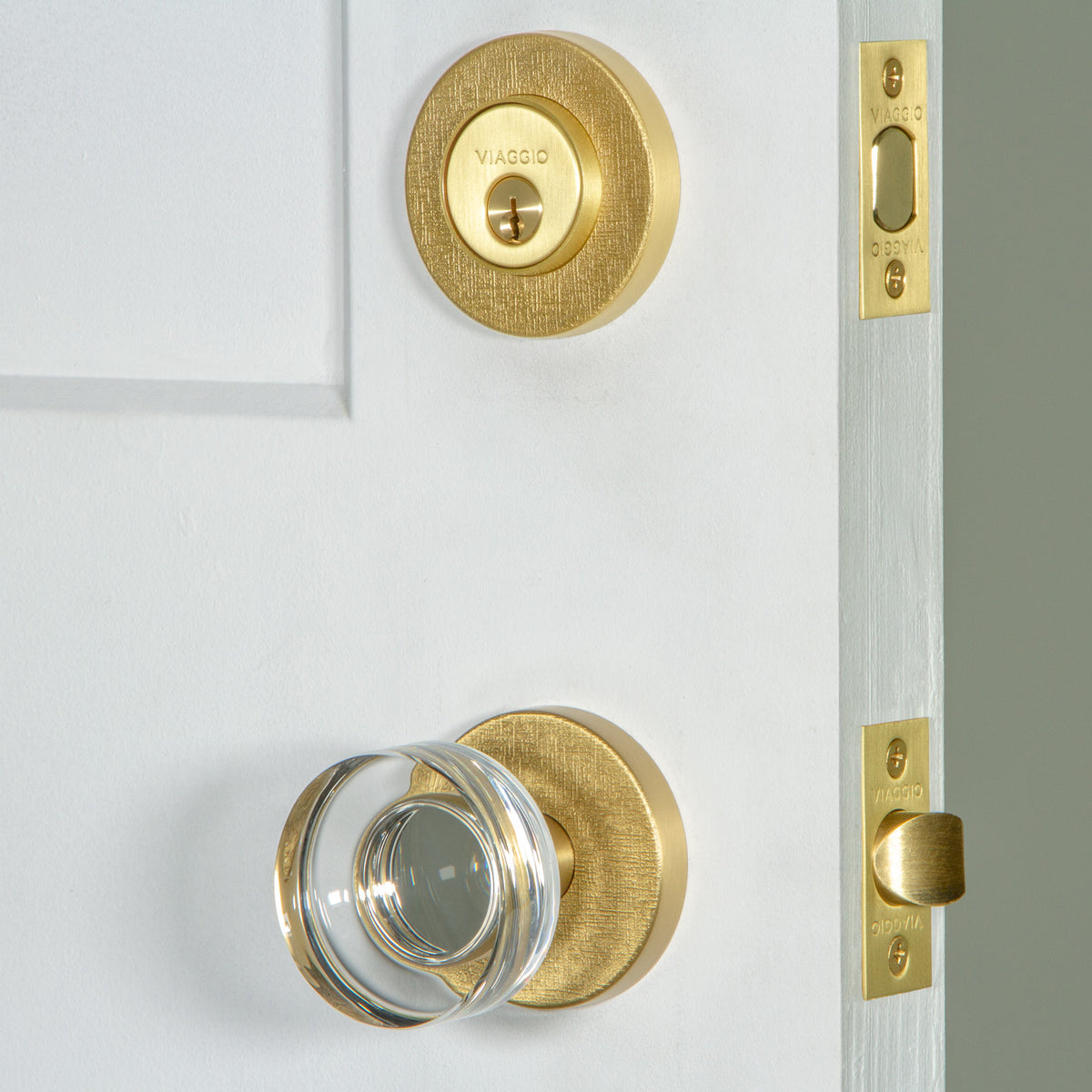 Circolo Linen Rosette Entry Set with Circolo Crystal Knob in Satin Brass