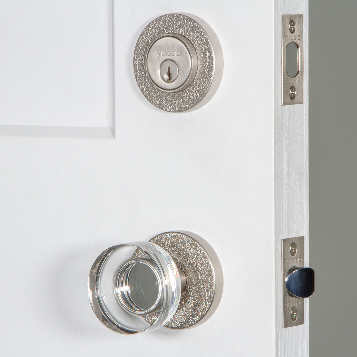 Circolo Leather Rosette Entry Set with Circolo Crystal Knob in Satin Nickel