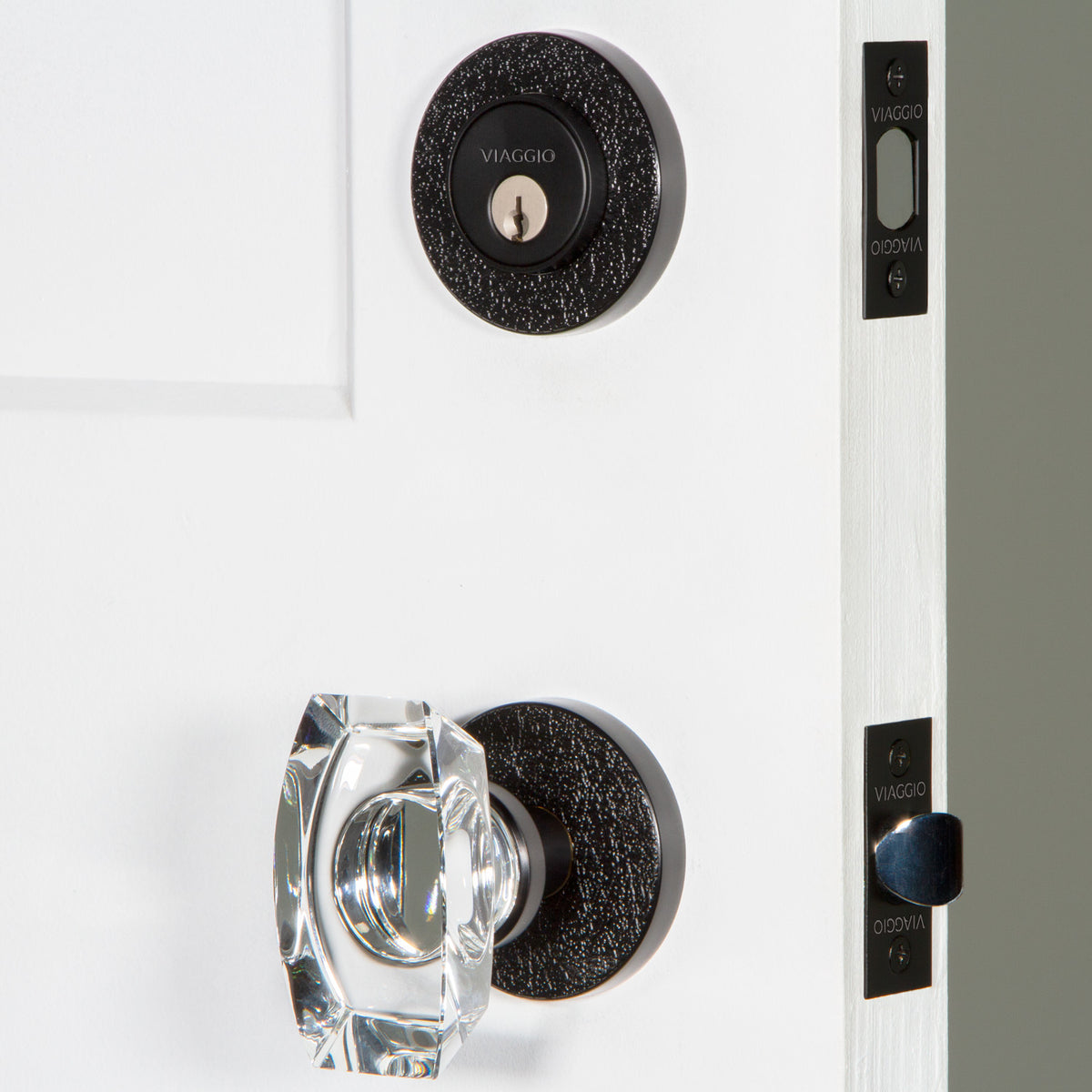 Circolo Leather Rosette Entry Set with Stella Knob in Satin Black