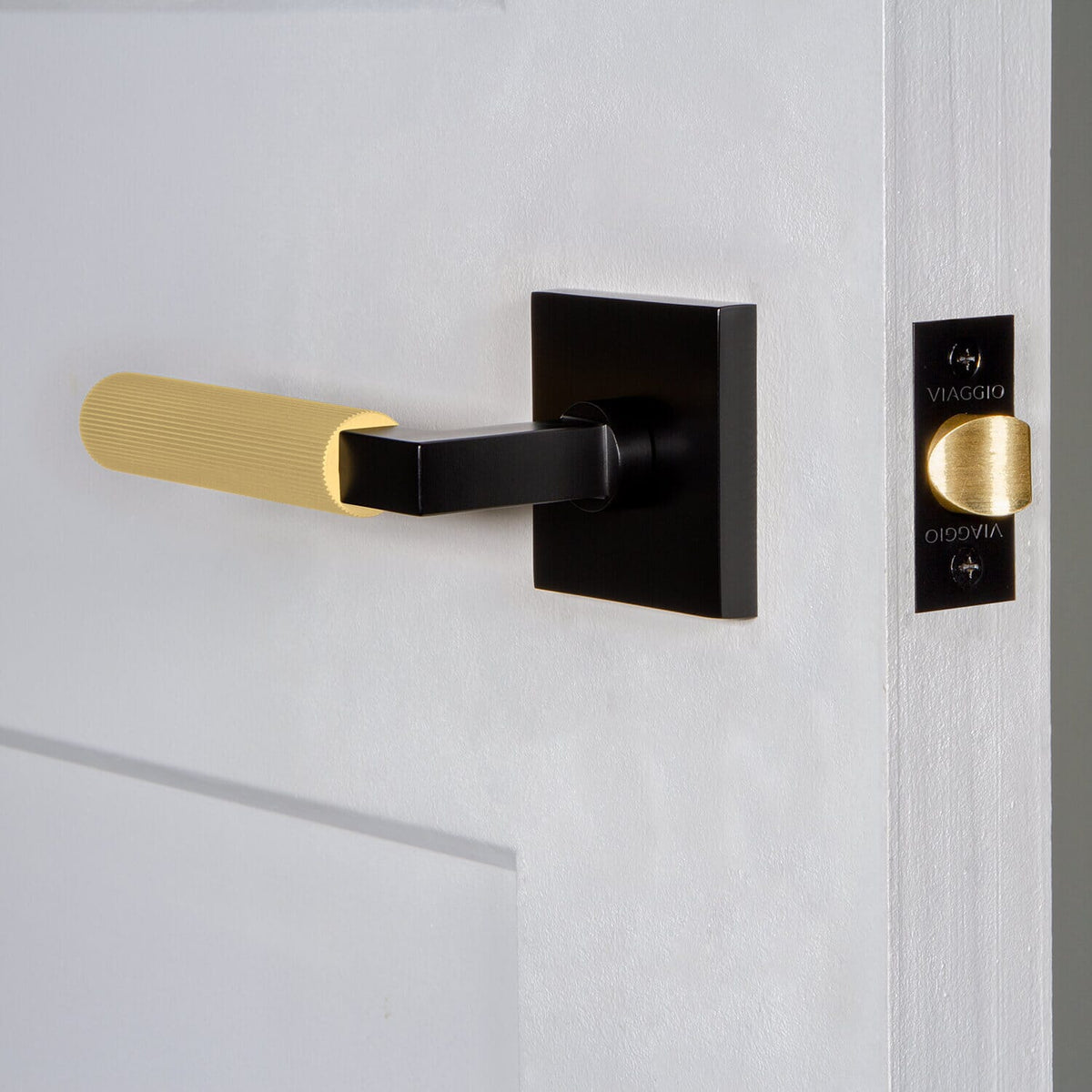 Quadrato Rosette in Satin Black with Satin Brass Contempo Fluted Lever