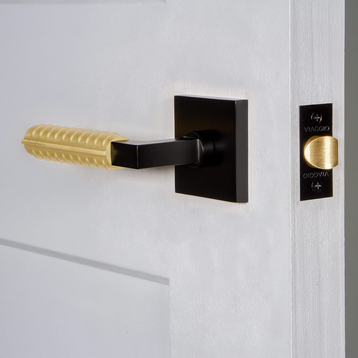 Quadrato Rosette in Satin Black with Satin Brass Contempo Rebar Lever