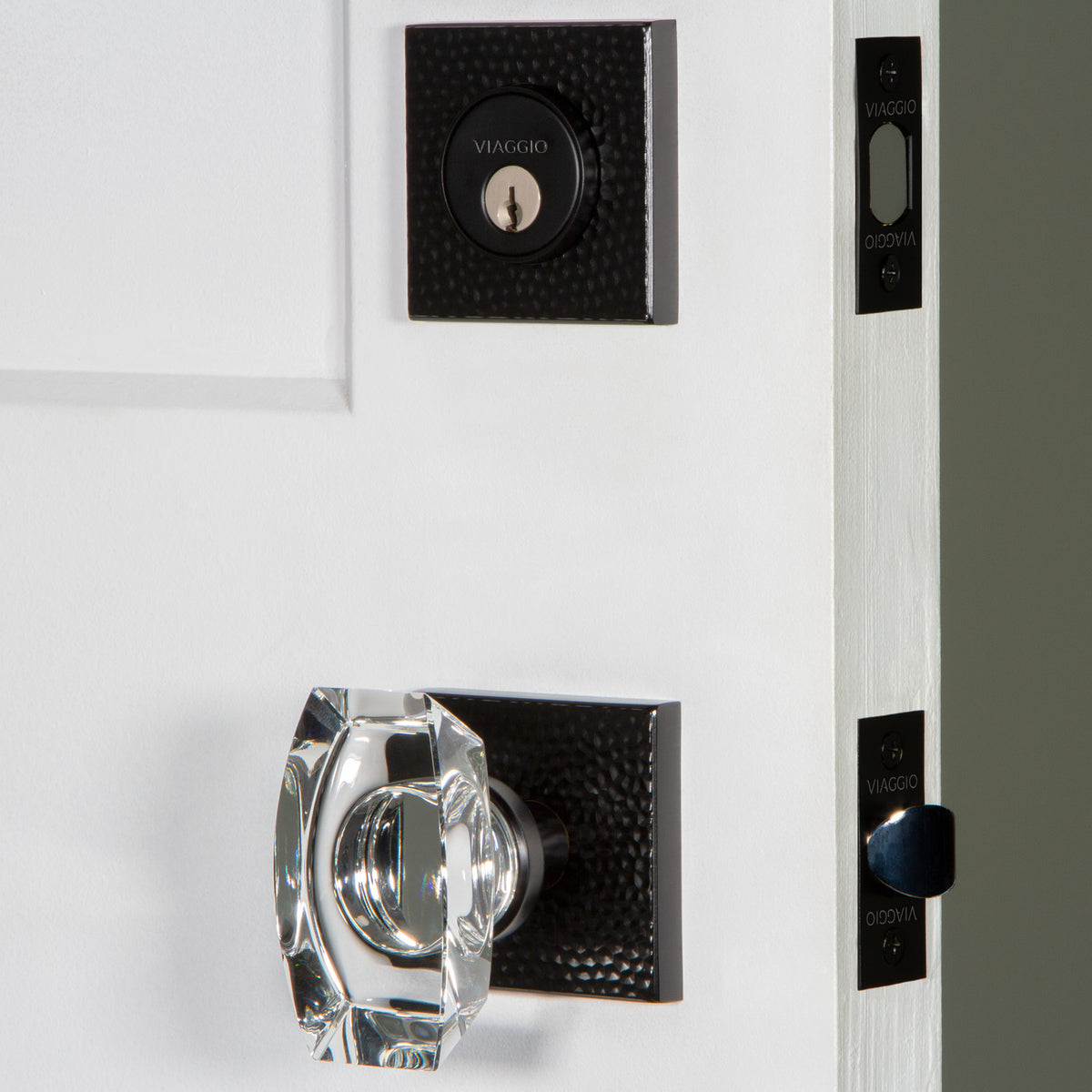 Quadrato Hammered Rosette Entry Set with Stella Knob in Satin Black