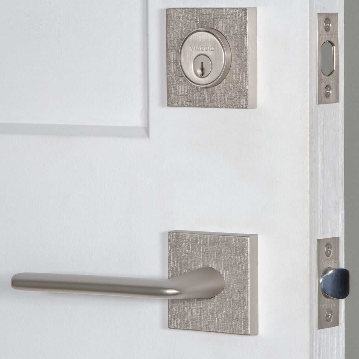 Quadrato Linen Rosette Entry Set with Brezza Lever in Satin Nickel