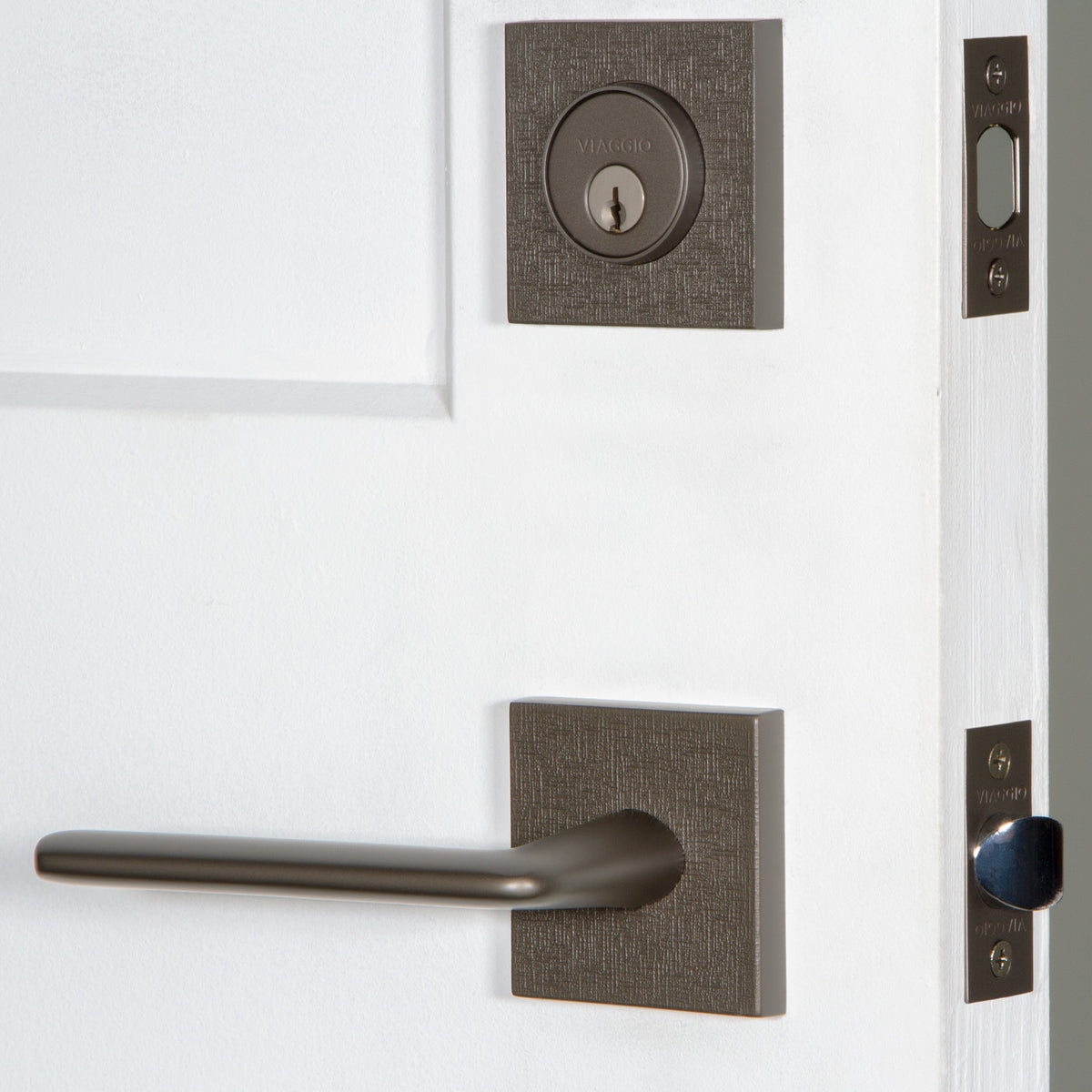 Quadrato Linen Rosette Entry Set with Brezza Lever in Titanium Gray