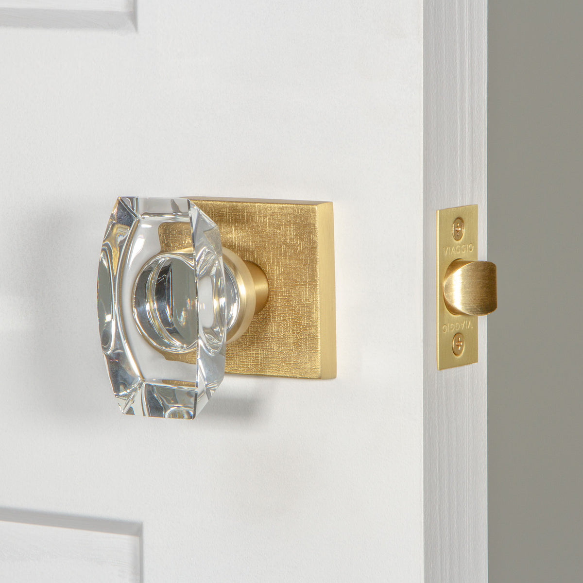 Quadrato Linen Rosette with Stella Crystal Knob in Satin Brass