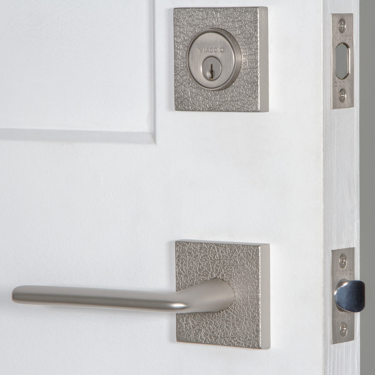 Quadrato Leather Rosette Entry Set with Brezza Lever in Satin Nickel