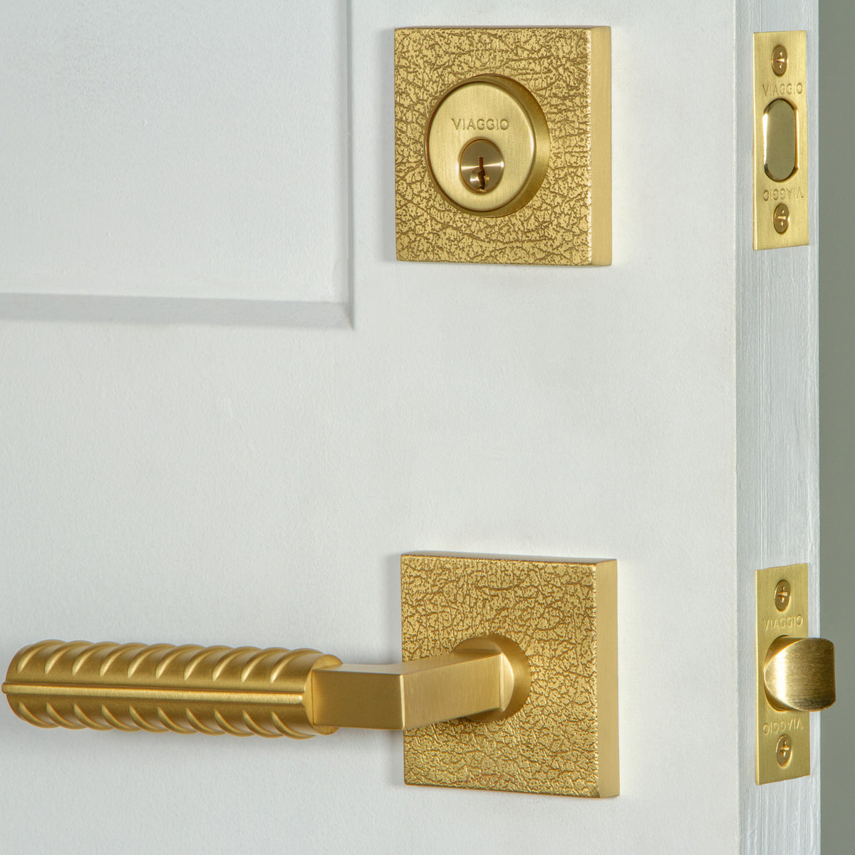 Quadrato Leather Rosette Entry Set with Contempo Rebar Lever in Satin Brass