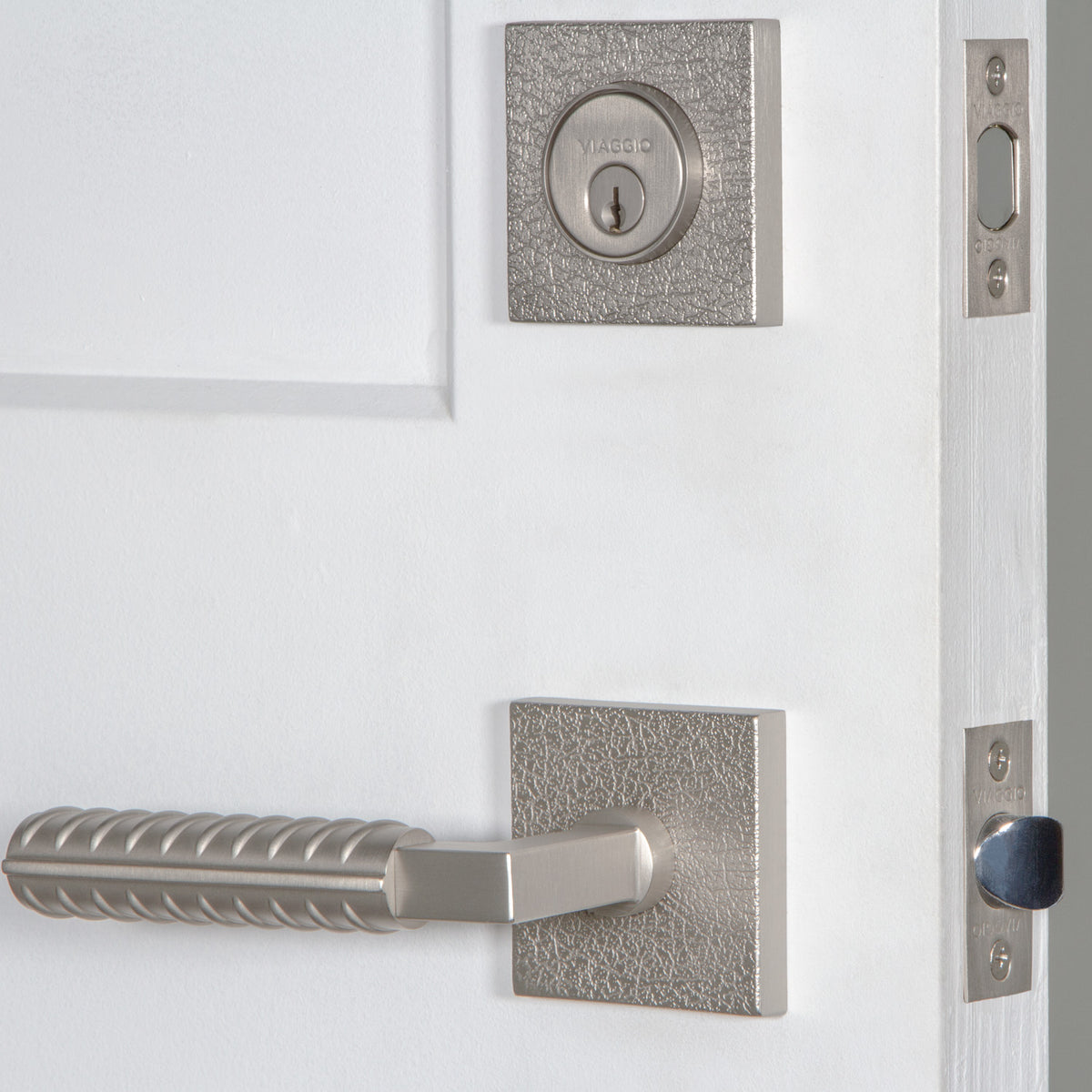 Quadrato Leather Rosette Entry Set with Contempo Rebar Lever in Satin Nickel