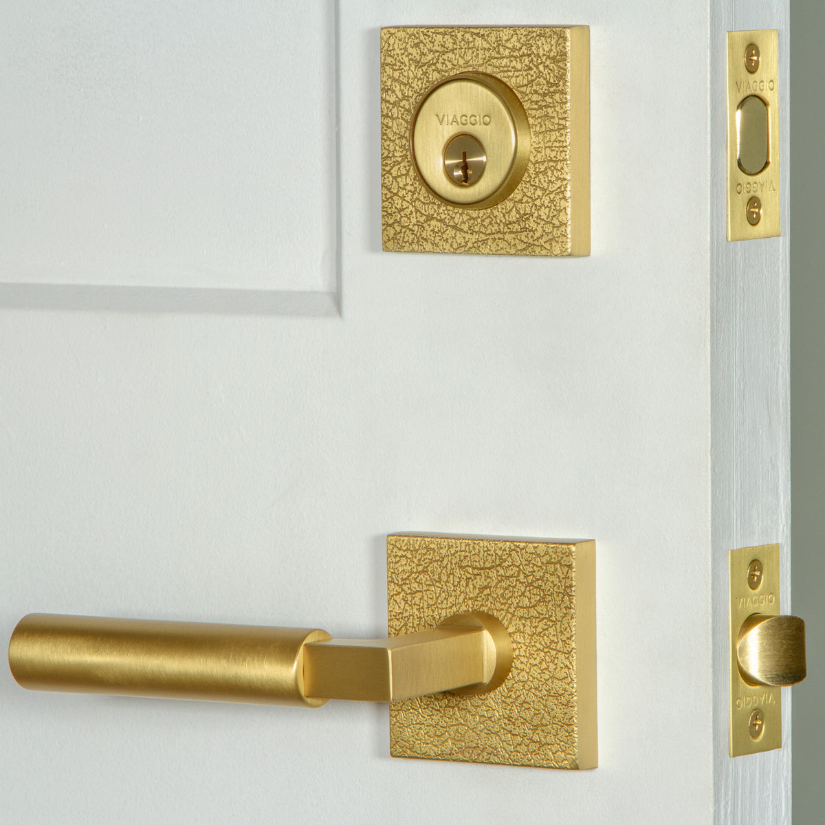 Quadrato Leather Rosette Entry Set with Contempo Lever in Satin Brass